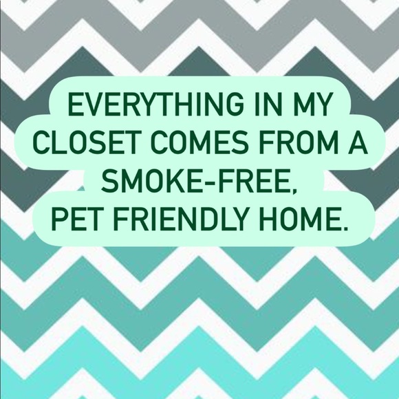 H&M Maternity Nursing top - Picture 7 of 7